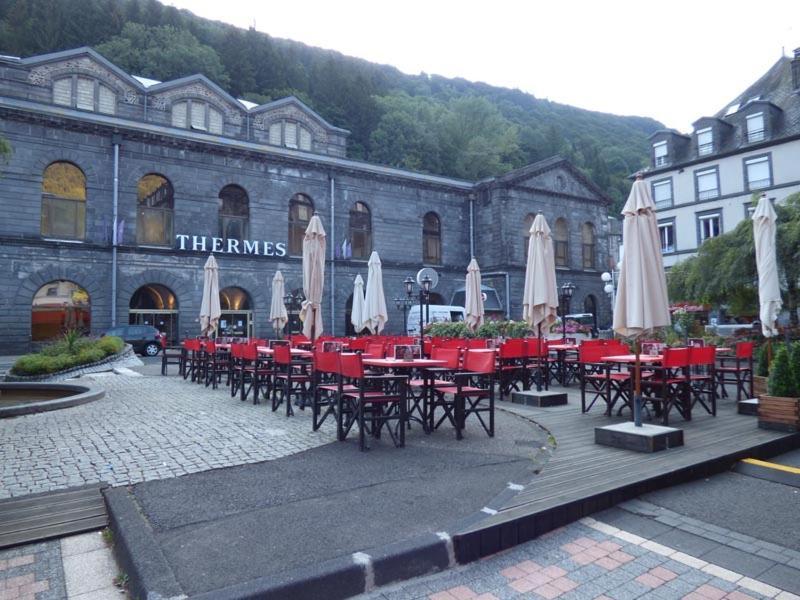 Studio Classe 4 Personnes Face Aux Thermes, Avec Coin Nuit Le Mont-Dore Esterno foto